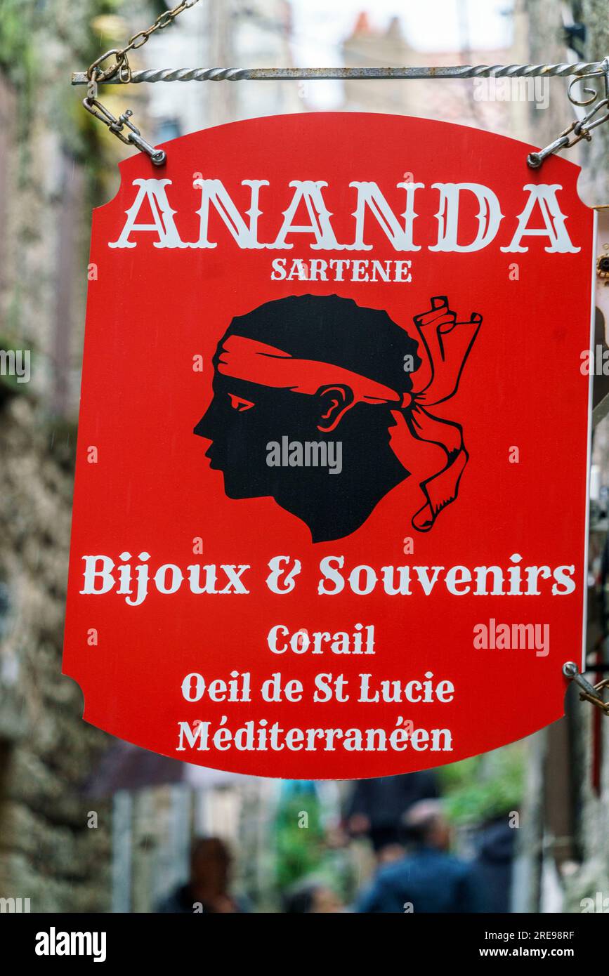 Sartene, Ananda Schild mit Korsenkopf, Korsika, Frankreich, Europa Foto Stock