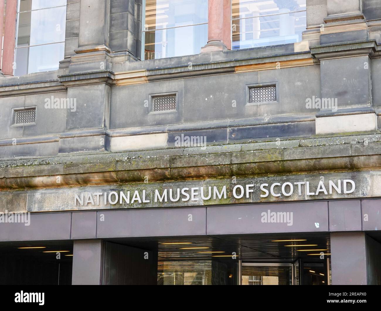 National Museum of Scotland, museo gratuito con mostre storiche e culturali, situato in Chambers St, Edimburgo, Scozia, Regno Unito. Foto Stock