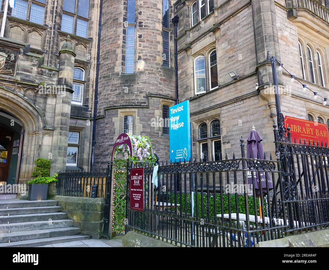 Library Bar presso Teviot Row House, Università di Edimburgo, Scozia, Regno Unito. Foto Stock