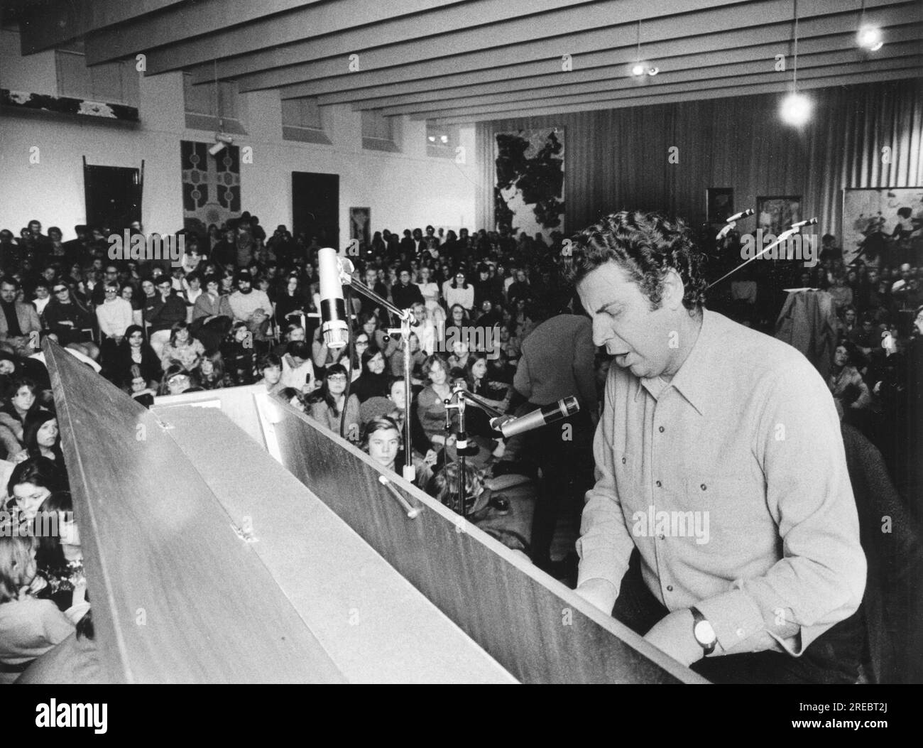 Theodorakis, Mikis, 29.7.1925 - 2,9.2021, compositore e politico greco, concerto a Stoccolma, ADDITIONAL-RIGHTS-CLEARANCE-INFO-NOT-AVAILABLE Foto Stock