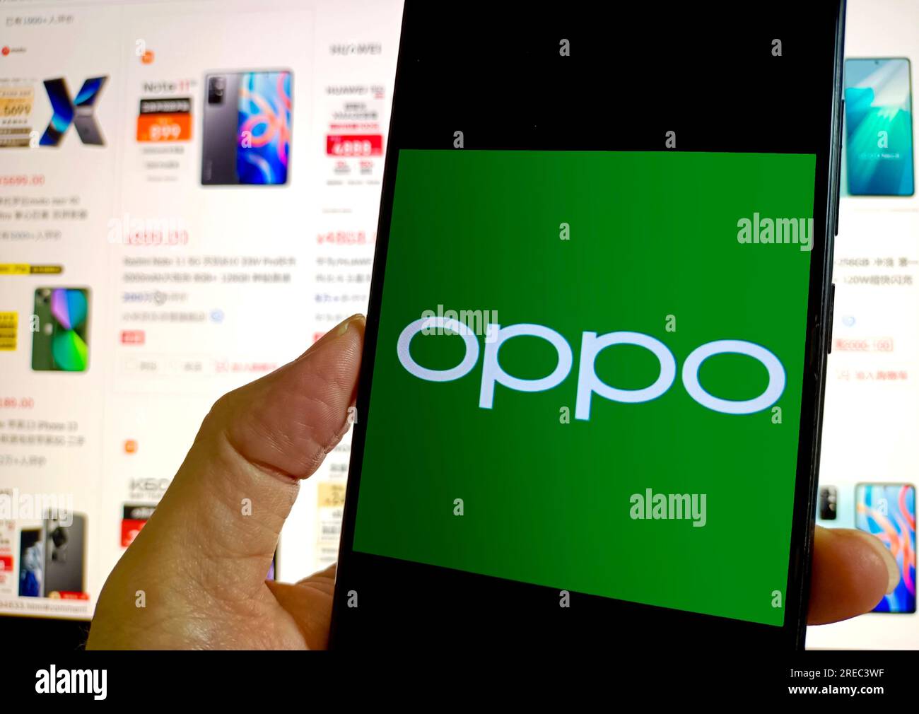 SUQIAN, CINA - 27 LUGLIO 2023 - illustrazione: OPPO detiene il primo posto nella quota di mercato della telefonia mobile cinese nella prima metà del 2023, a Suqian, Jiangs Foto Stock