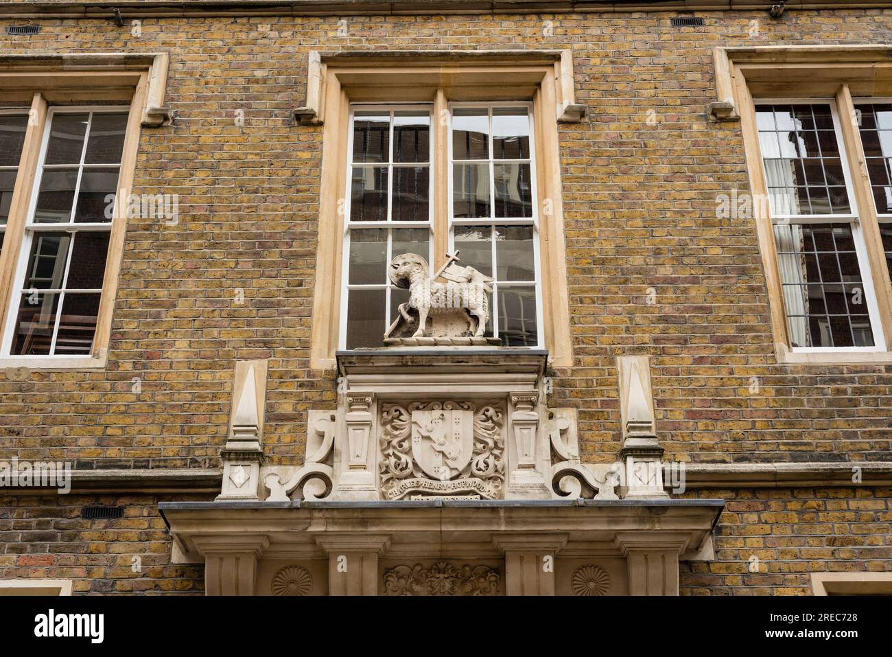 Plowden Buildings in Middle Temple Lane, Londra, Regno Unito Foto Stock