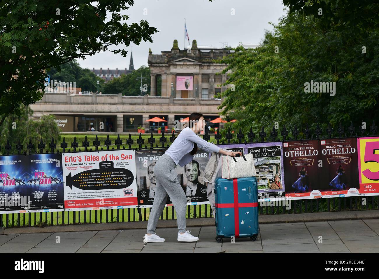 Edimburgo Scozia, Regno Unito 27 luglio 2023. Viste generali della strada mentre la città entra nella stagione dei festival di Edimburgo. credit sst/alamy live news Foto Stock