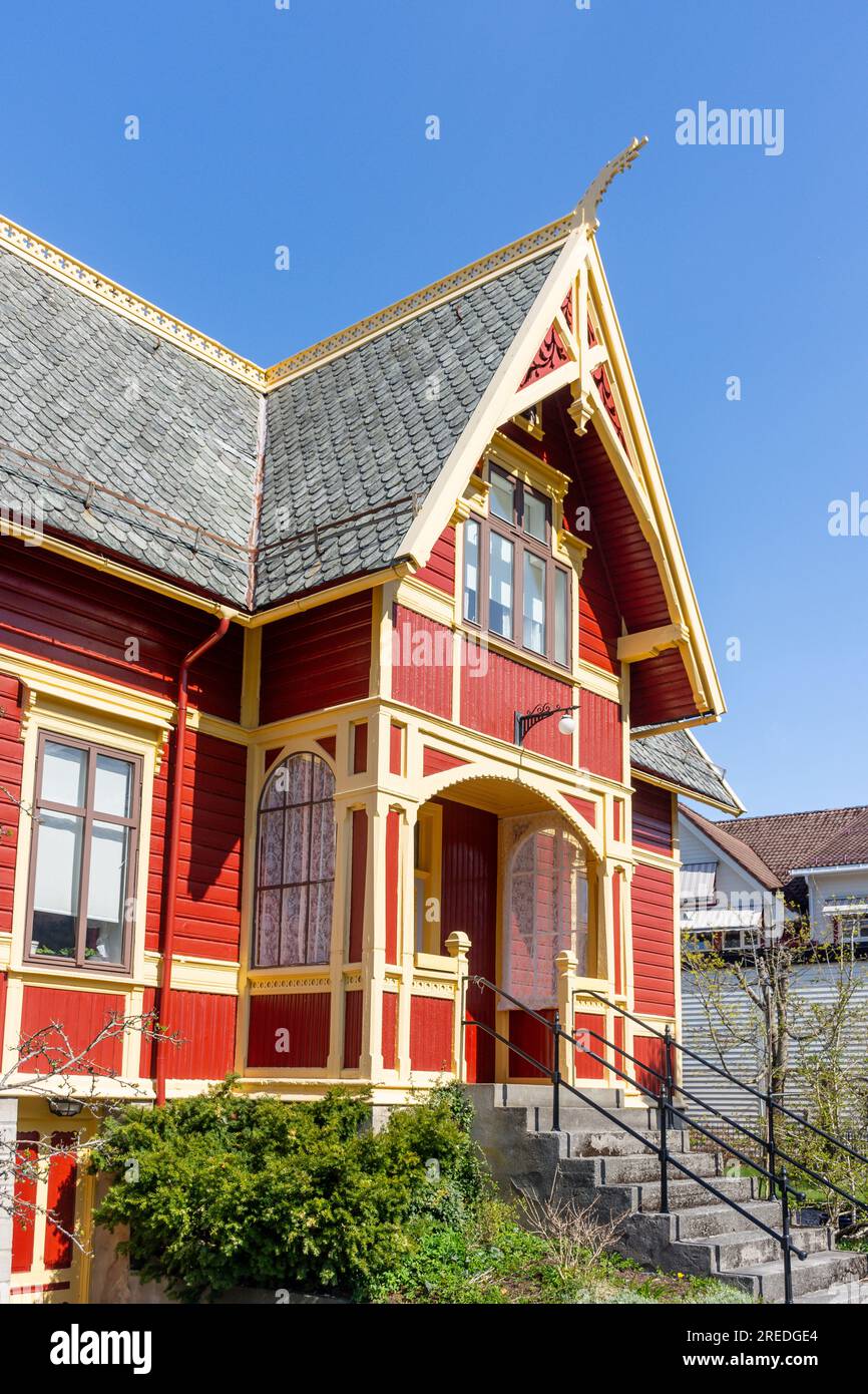 Casa tradizionale in legno, Eidsgata, Nordfjordeid, Vestland County, Norvegia Foto Stock