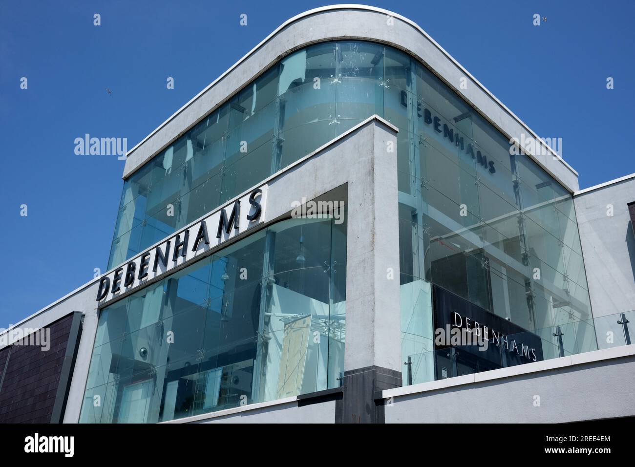 Debenhams store chiuso a Bangor City, Gwynedd; Galles del Nord; Galles; Galles; Galles; Regno Unito; Regno Unito Foto Stock