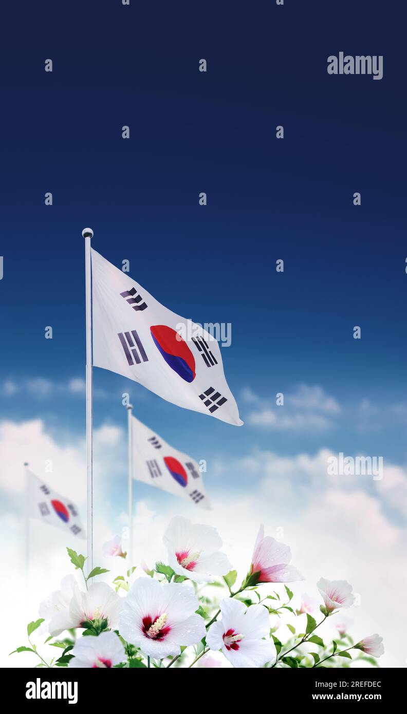 Cielo azzurro e nuvole Repubblica di Corea Taegeukgi e fiore di Mugunghwa e Samiljeol e giornata della Liberazione, giorno della Costituzione e giorno di Hangeul e memoriale D. Foto Stock