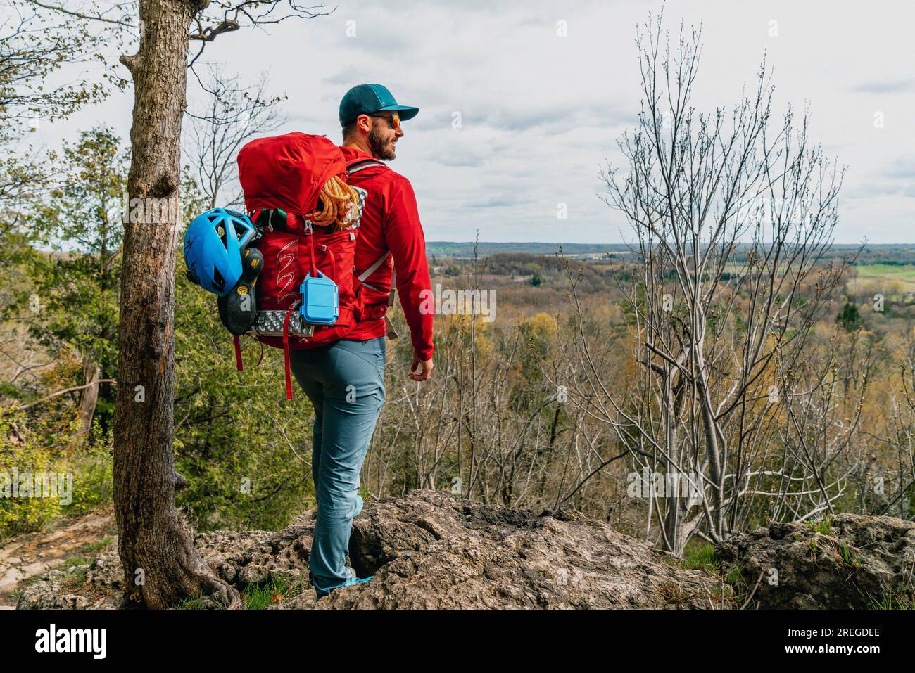 Scovare le salite da Top of Cliff Foto Stock