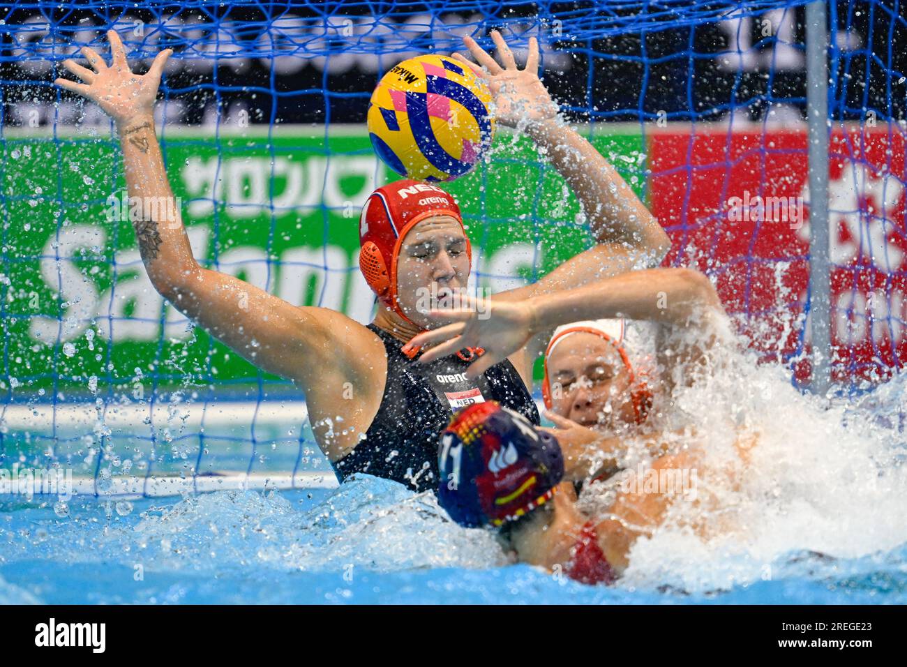 Fukuoka, Giappone. 28 luglio 2023. FUKUOKA, GIAPPONE - LUGLIO 28: Laura Aarts dei Paesi Bassi durante la partita di pallanuoto femminile tra Italia e Paesi Bassi il giorno 15 dei Campionati mondiali di acquacoltura 2023 di Fukuoka alla Marine Messe Fukuoka Hall B il 28 luglio 2023 a Fukuoka, Giappone. (Foto di Pablo Morano/Agenzia BSR) credito: Agenzia BSR/Alamy Live News Foto Stock
