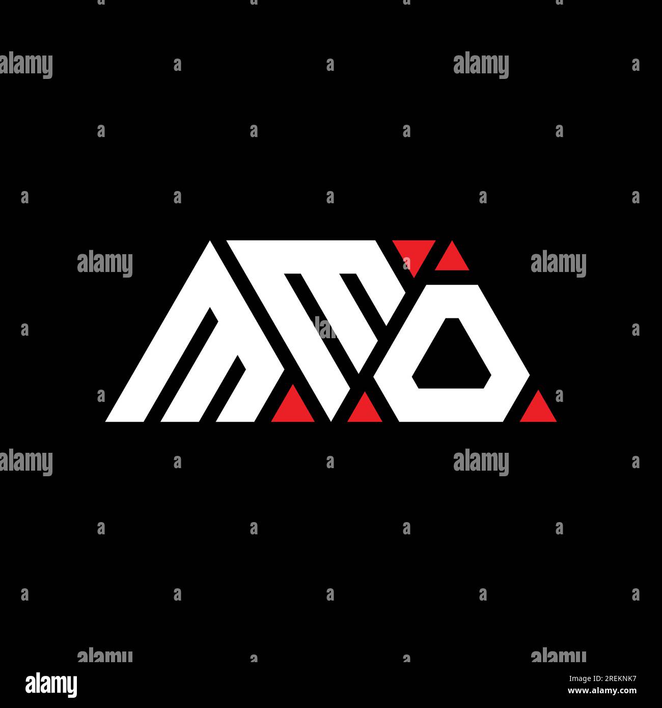 Logo MMO triangolare a lettere con forma triangolare. Monogramma di design con logo triangolare MMO. Modello di logo vettoriale triangolare MMO di colore rosso. MMO triangul Illustrazione Vettoriale