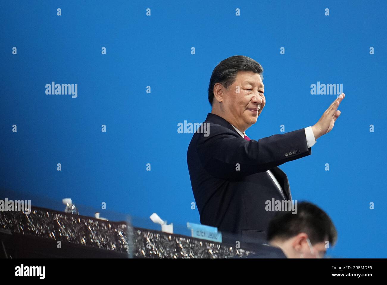 XI Jinping, 28 LUGLIO 2023: Cerimonia di apertura durante i Giochi mondiali dell'Università di Chengdu 2021 FISU Estate presso il Dongan Lake Sports Park Stadium, Chengdu, Cina. Credito: AFLO SPORT/Alamy Live News Foto Stock