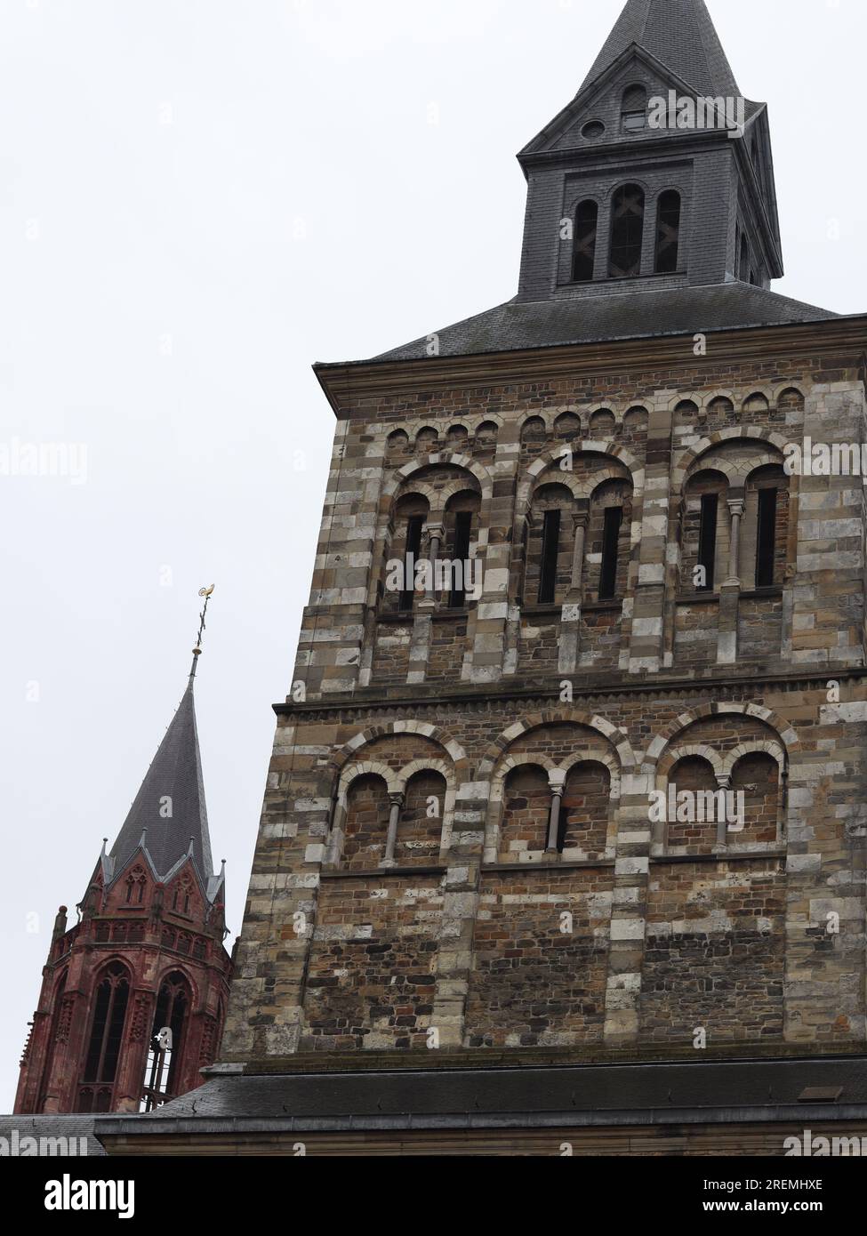 Basiliek van Sint Servaas (Basilica di San Servaas) è una chiesa cattolica dedicata a San Servazio a Maastricht, nei Paesi Bassi Foto Stock