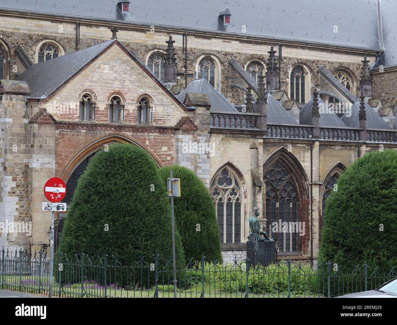 Basiliek van Sint Servaas (Basilica di San Servaas) è una chiesa cattolica dedicata a San Servazio a Maastricht, nei Paesi Bassi Foto Stock