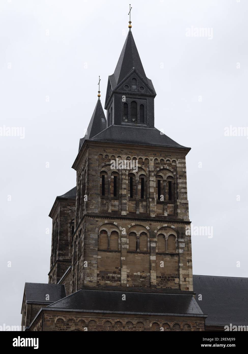 Basiliek van Sint Servaas (Basilica di San Servaas) è una chiesa cattolica dedicata a San Servazio a Maastricht, nei Paesi Bassi Foto Stock