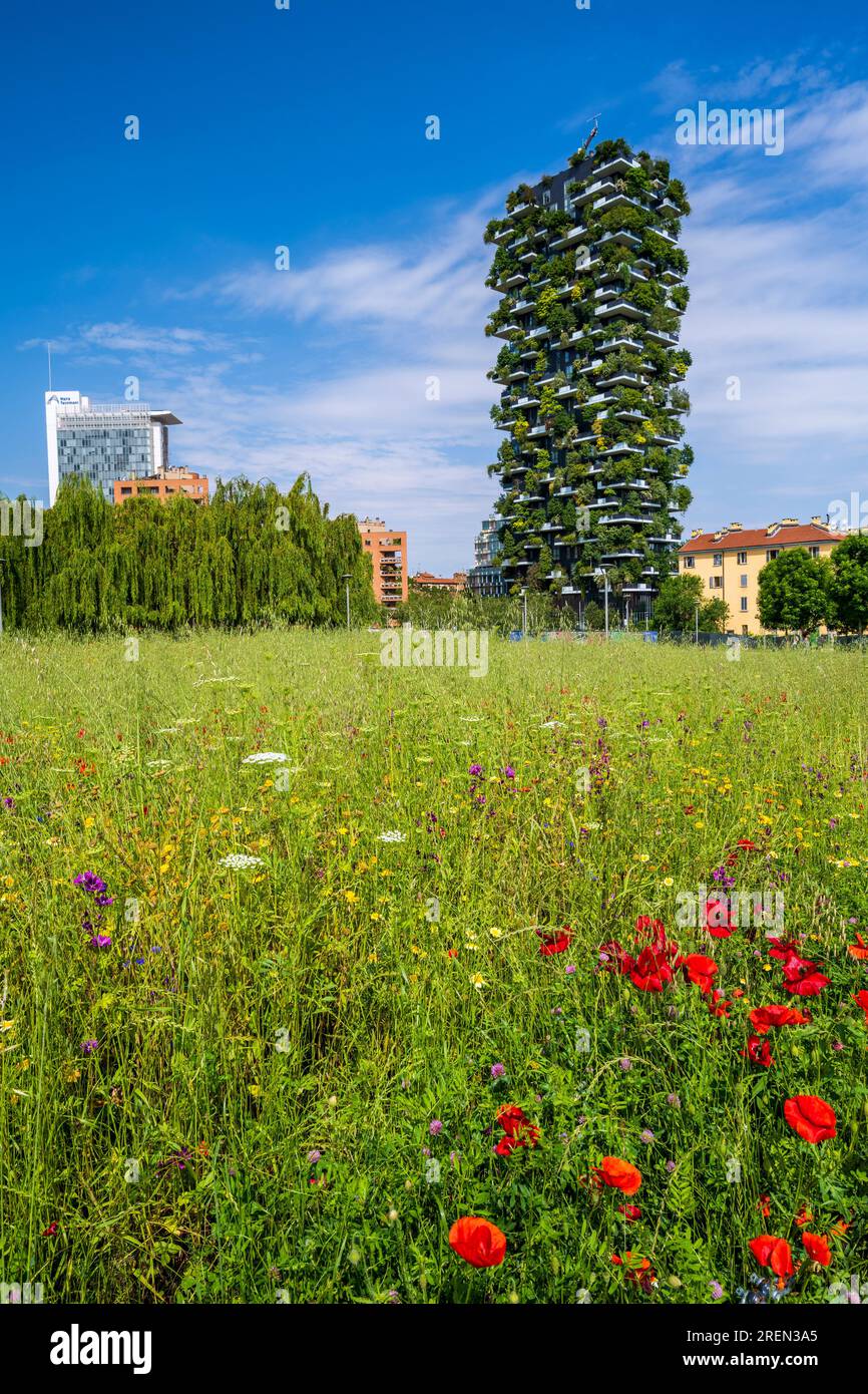 Parco Biblioteca degli alberi, quartiere porta nuova, Milano, Lombardia, Italia Foto Stock