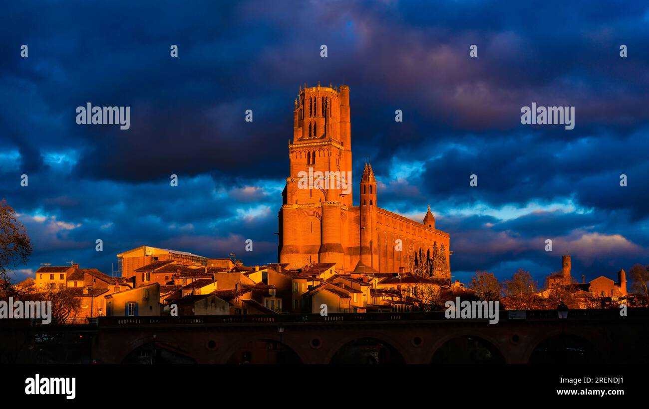 Cattedrale di Albi al tramonto Foto Stock