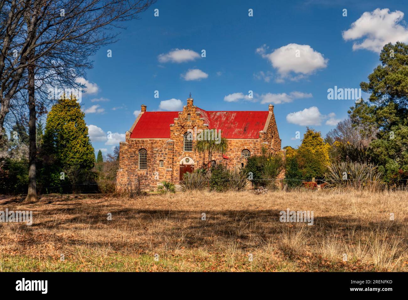 Dullstroom Stone Church, la storica chiesa riformista olandese costruita nel 1892, ricavata da pietra estratta localmente, Sudafrica Foto Stock