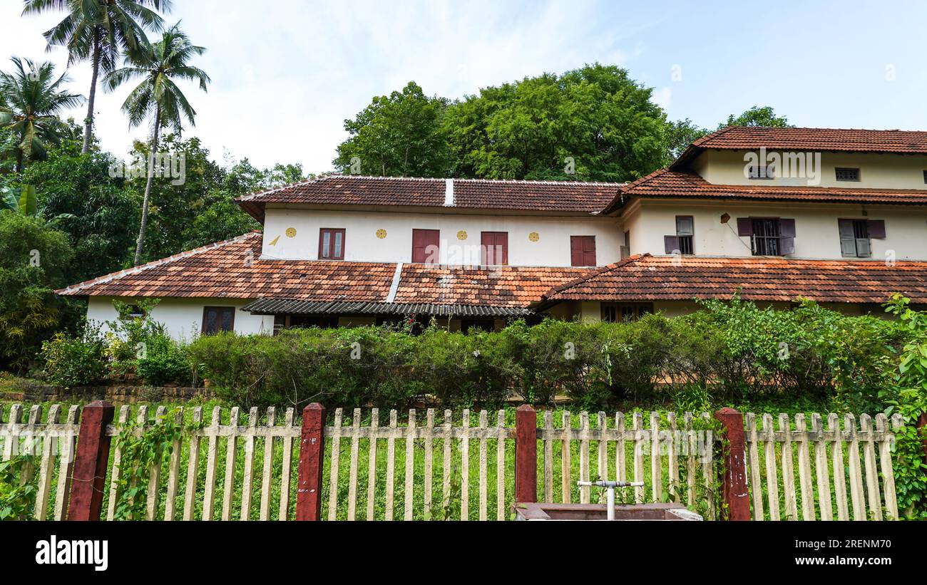 La stazione ferroviaria di Nilambur Road è un capolinea ferroviario che serve la città di Nilambur nel distretto di Malappuram del Kerala, in India. 10 luglio 2023. Foto Stock