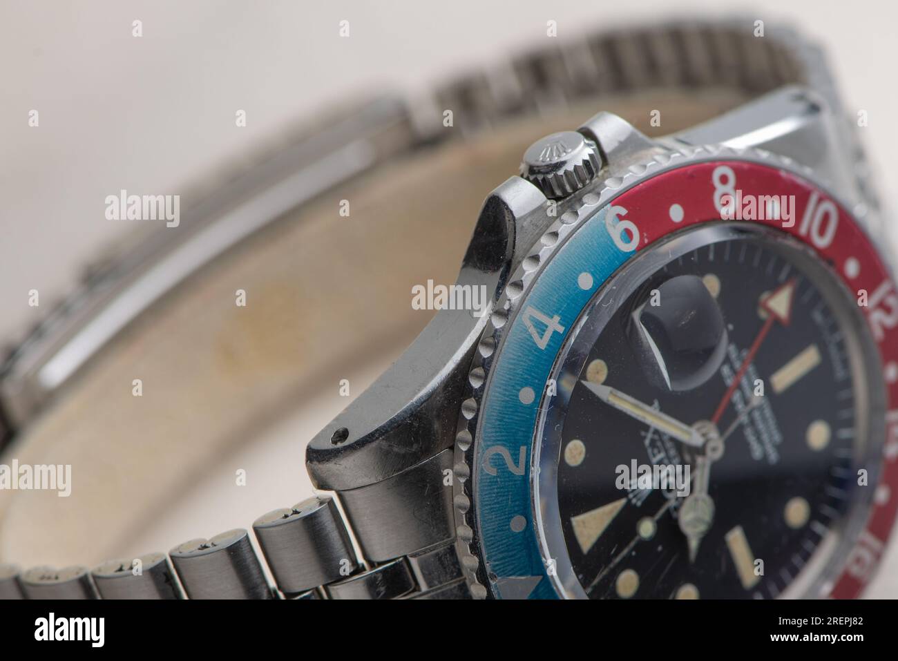 Rolex GMT-Master 1675 d'epoca con una rara mano rossa 24 ore su 24. Foto Stock