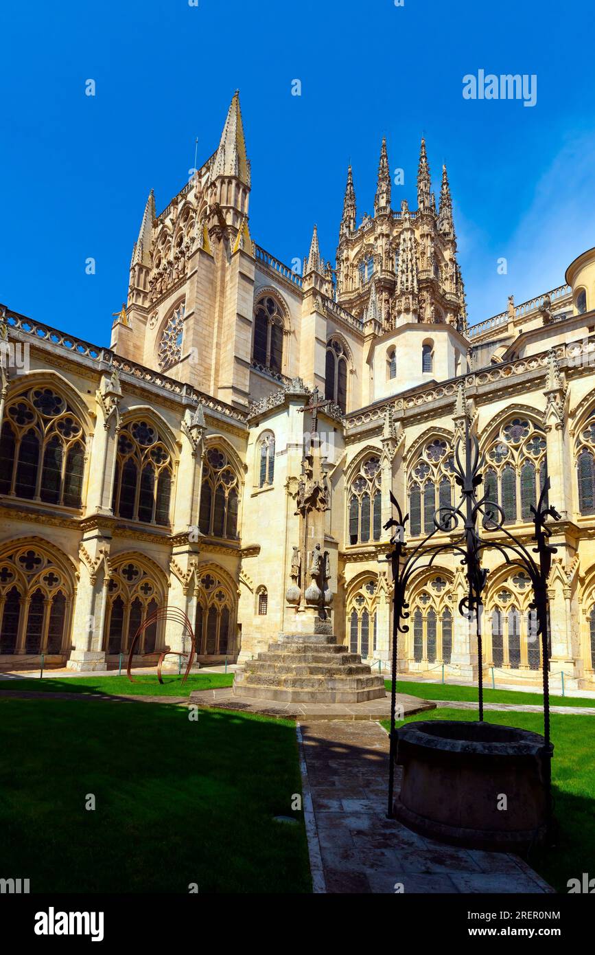 La Cattedrale di Santa Maria di Burgos, centro storico. È dedicato alla Vergine Maria. Provincia di Burgos, Comunità autonoma di Castiglia-León Foto Stock