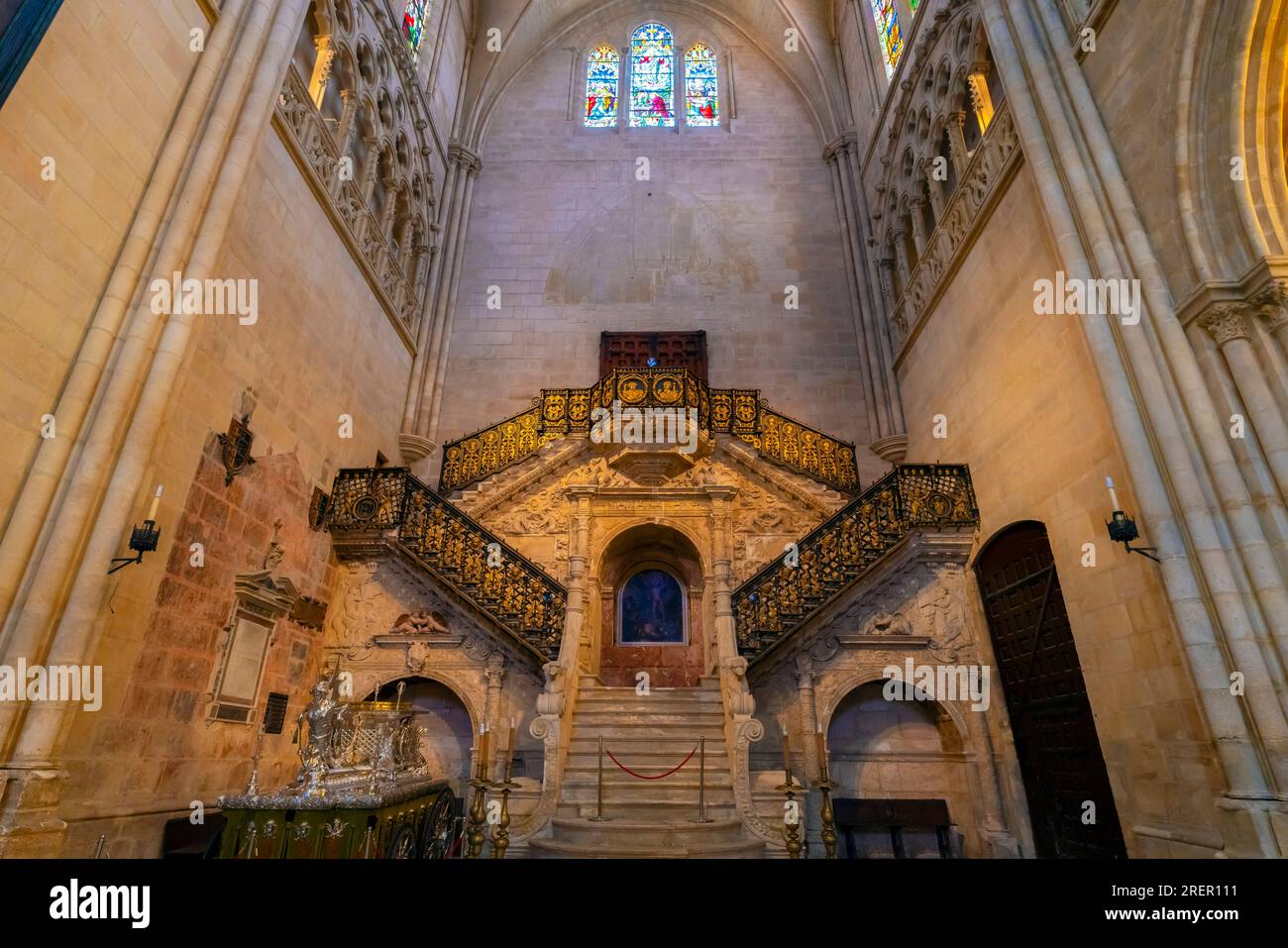 La Scala dorata della Cattedrale di Santa Maria di Burgos. È dedicato alla Vergine Maria. Provincia di Burgos, Comunità autonoma di Castil Foto Stock