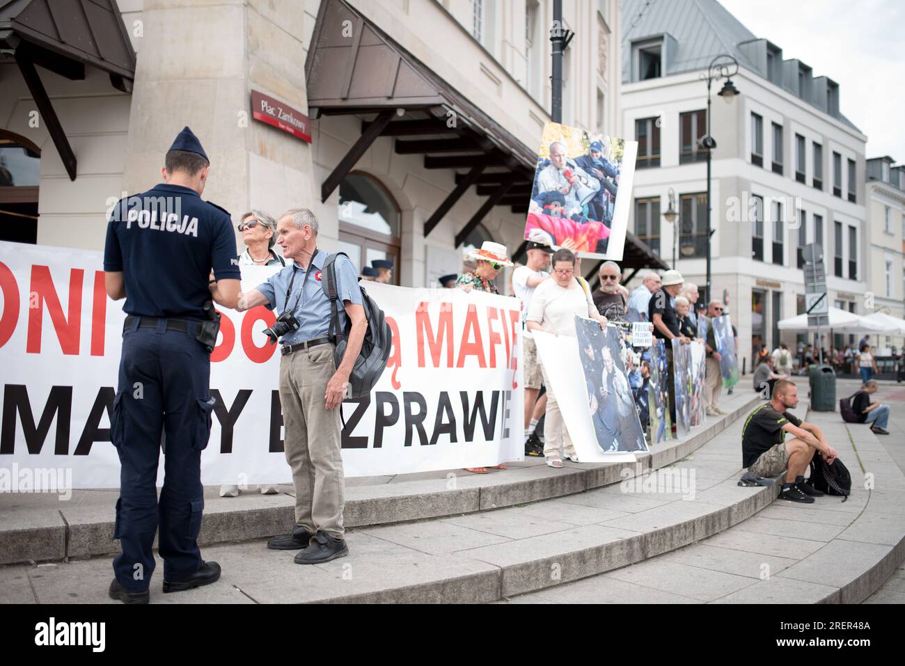 Varsavia, Voivodato Masoviano, Polonia - 23 luglio 2023: Protesta contro l'uso della violenza da parte delle forze di polizia polacche. Foto Stock