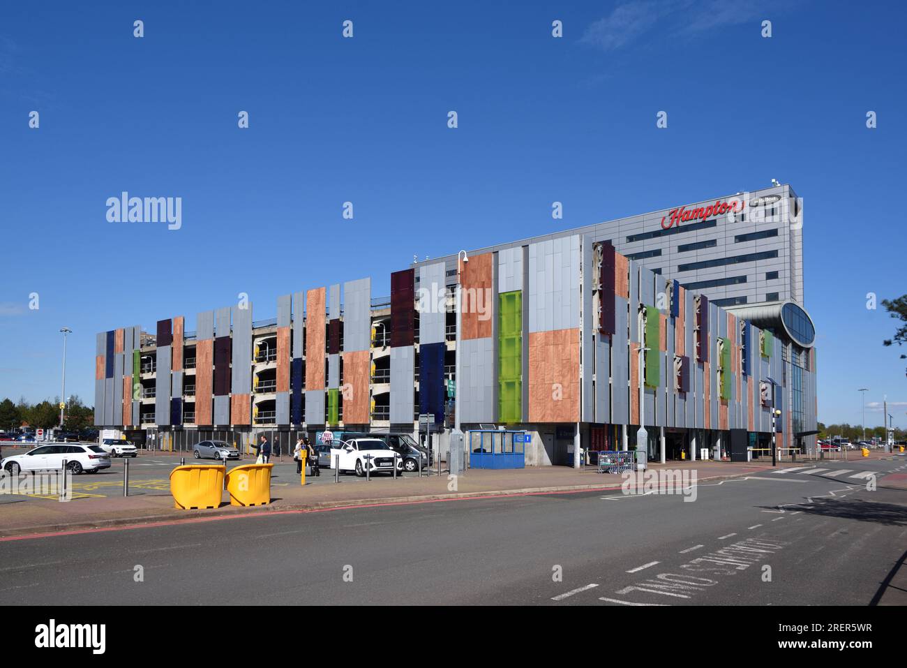 Hilton Hampton Hotel fuori dall'Aeroporto John Lennon di Liverpool, Inghilterra, Regno Unito Foto Stock