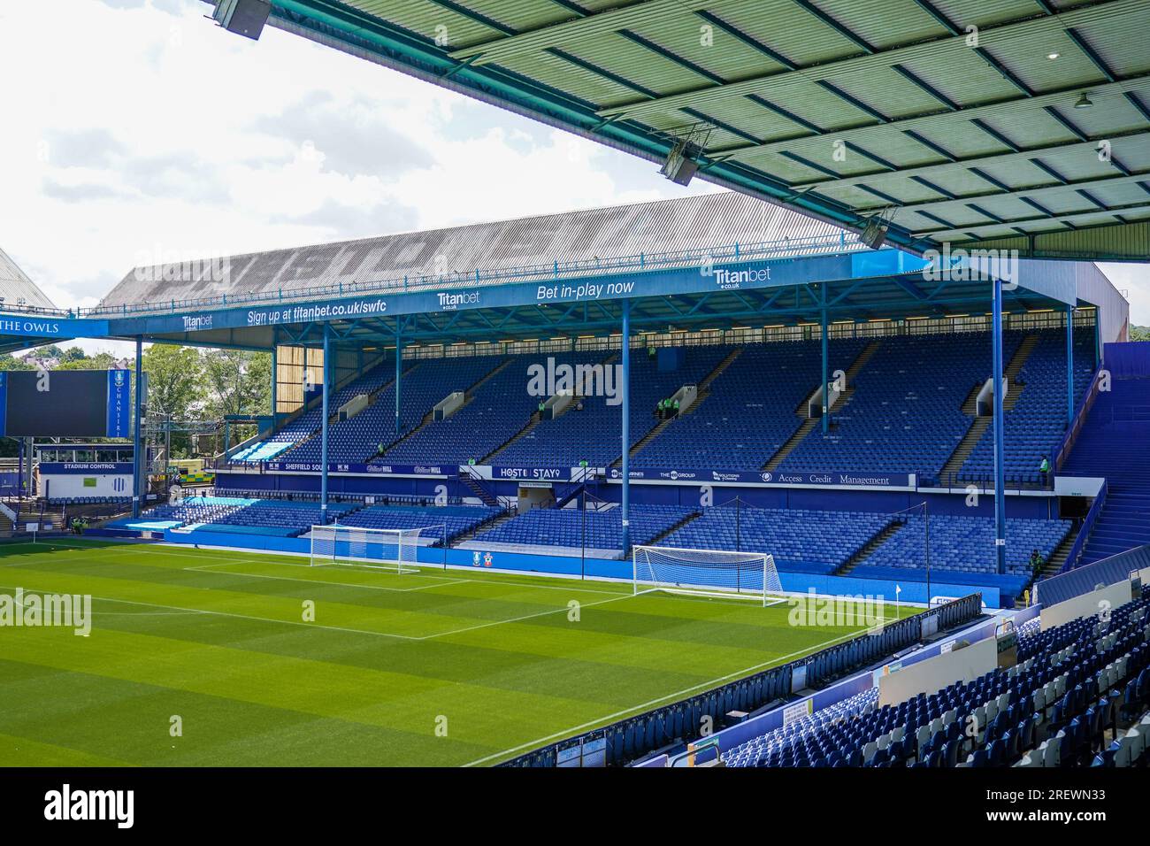 Sheffield, Regno Unito. 29 luglio 2023. West Stand, Leppings Lane, durante lo Sheffield Wednesday FC vs Luton Town FC all'Hillsborough Stadium, Sheffield, Regno Unito il 29 luglio 2023 Credit: Every Second Media/Alamy Live News Foto Stock