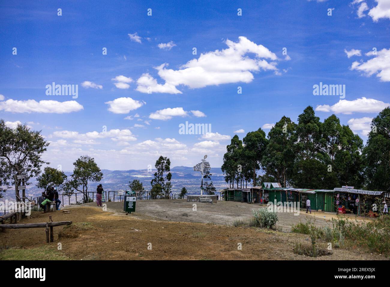 Il cratere Menengai è un enorme vulcano a scudo con una delle più grandi calderie del mondo, nella Great Rift Valley, Kenya. È il vulcano più grande Foto Stock