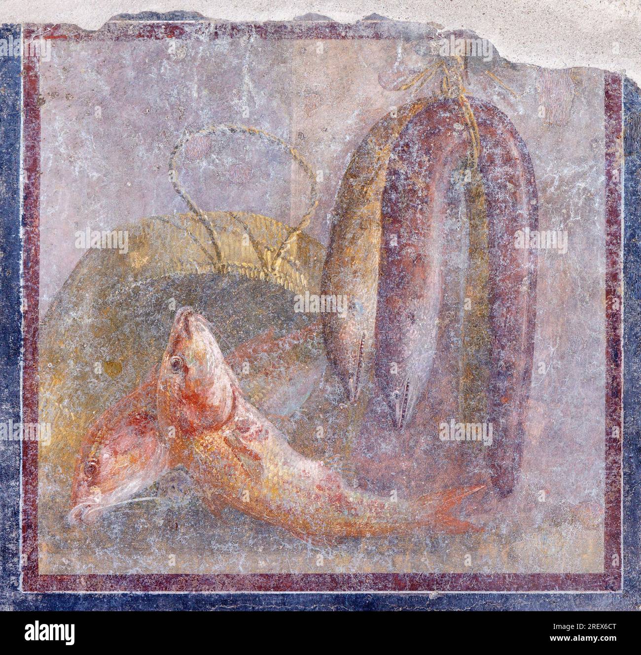 Sito archeologico di Pompei, Campania, Italia. Affresco raffigurante una cattura di pesce. Casa dei Vettii. Casa dei Vettii. Pompei, Ercolano e Torre Foto Stock