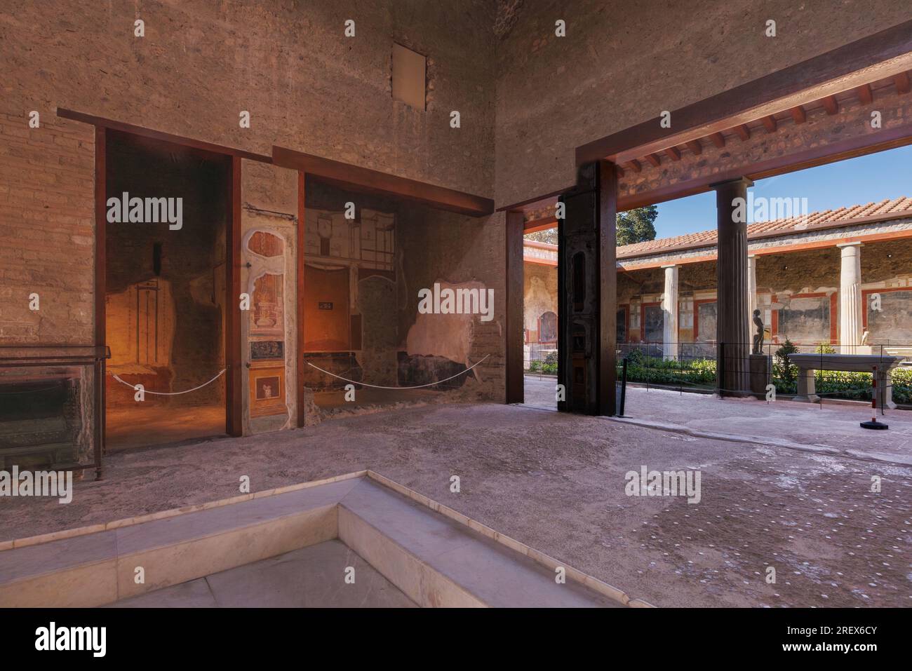 Sito archeologico di Pompei, Campania, Italia. L'atrio. Casa dei Vettii. Casa dei Vettii. Pompei, Ercolano e Torre Annunziata sono co Foto Stock