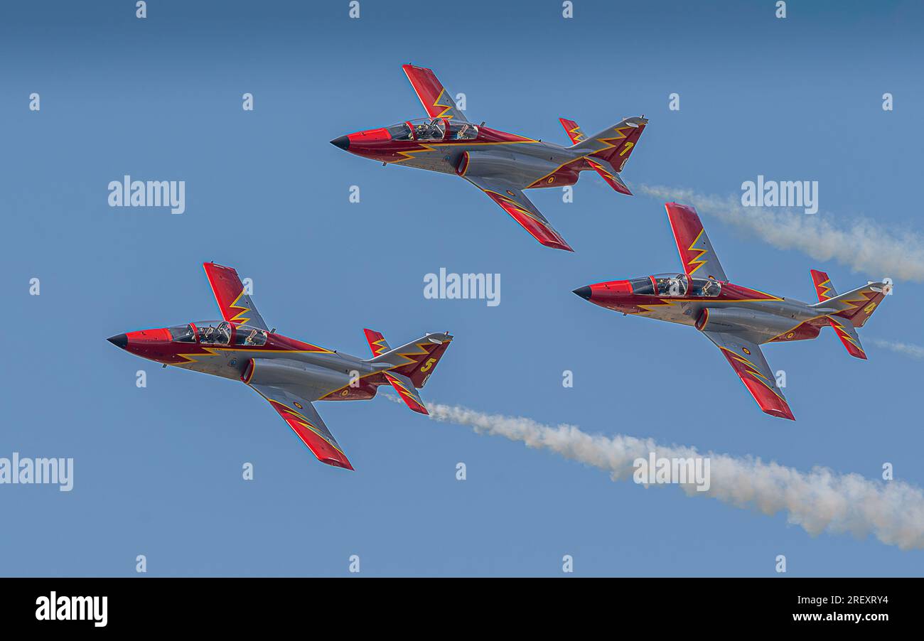 Patrulla Aguila, CASA C101EB Aviojets, Spanish Air Force Aerobatic Team, San Javier. In mostra al Royal International Air Tattoo 2023. Foto Stock