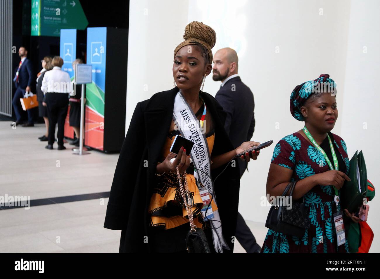 San Pietroburgo, Russia. 28 luglio 2023. Preziosa Chimfwembe Mwamba ng'oma dello Zambia, Miss Supermodel Worldwide Second Runner 2023 sulla Russia - Africa, secondo Summit Economic and Humanitarian Forum 2023 a San Pietroburgo, Federazione Russa. (Immagine di credito: © Maksim Konstantinov/SOPA Images via ZUMA Press Wire) SOLO USO EDITORIALE! Non per USO commerciale! Foto Stock