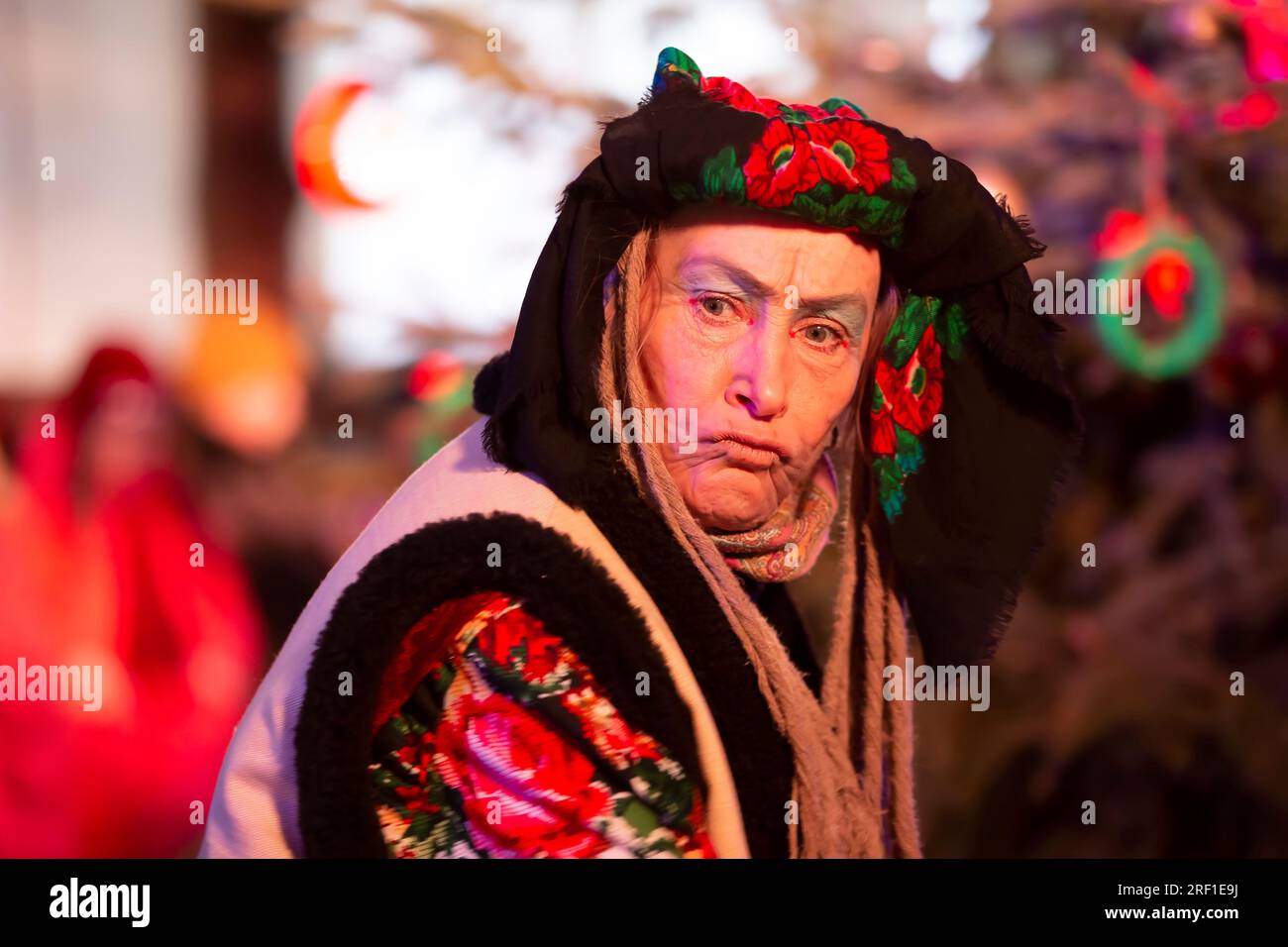 Baba Yaga. Personaggio fiabesco nonna malvagia della fiaba russa. Costume di Halloween. Foto Stock