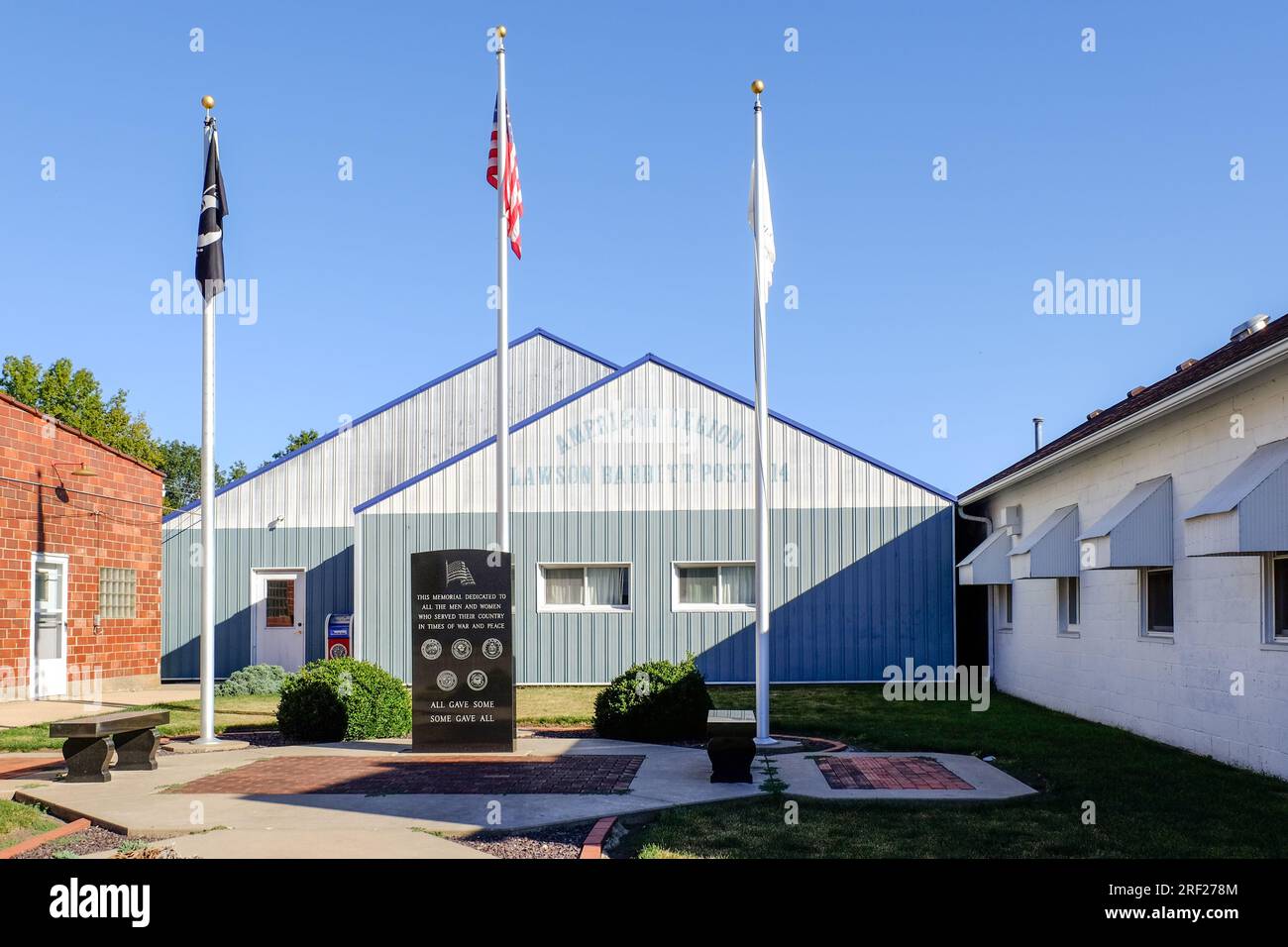Veterans Memorial - Lawson Babbitt Post 614 nella contea di Warren, Roseville, Illinois, Stati Uniti. Foto Stock