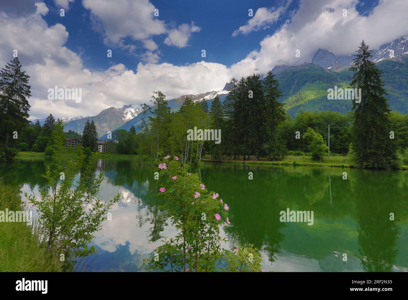 Francia, Chamonix : le lac des Gaillands Foto Stock