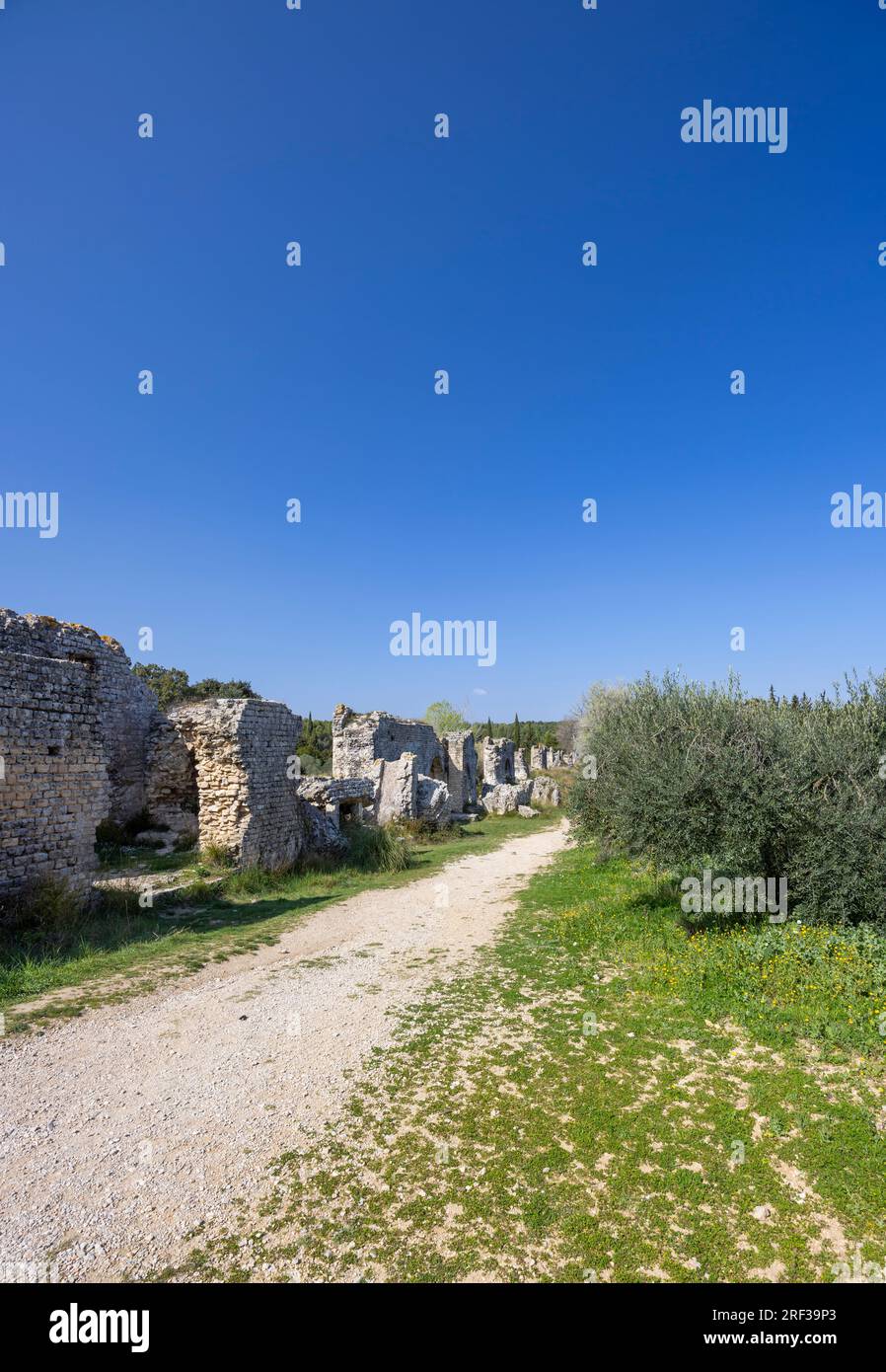 Acquedotto di Barbegal (Aqueduc Romain de Barbegal) vicino Arles, Fontvieille, Provenza, Francia Foto Stock