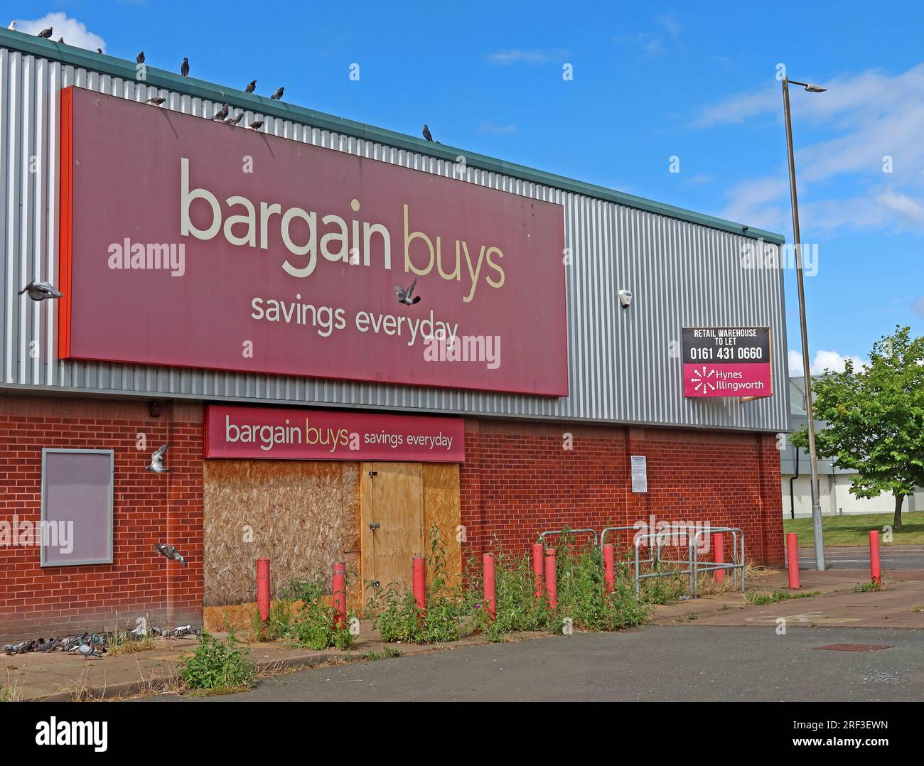 Bargain Buys, negozio low cost chiuso - 29 King Street, St Helens, Merseyside, Inghilterra, Regno Unito, WA10 2JZ Foto Stock