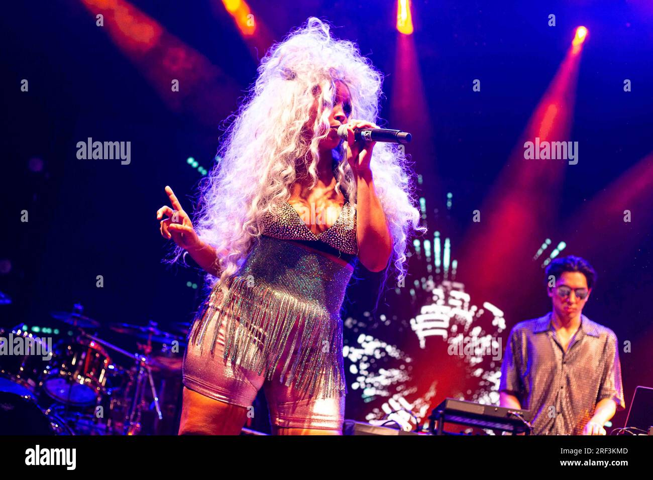 Londra, Regno Unito - 28 luglio 2023: Lion Babe si esibisce dal vivo all'O2 Shepherd's Bush Empire il 28 luglio 2023 a Londra - Best F-N Night of My Life Tour Foto Stock