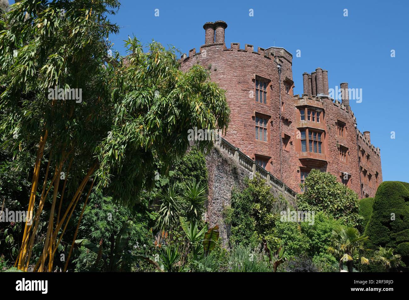 Powis Castle è un castello medievale, una fortezza e una grande casa di campagna vicino a Welshpool, a Powys, Galles Foto Stock