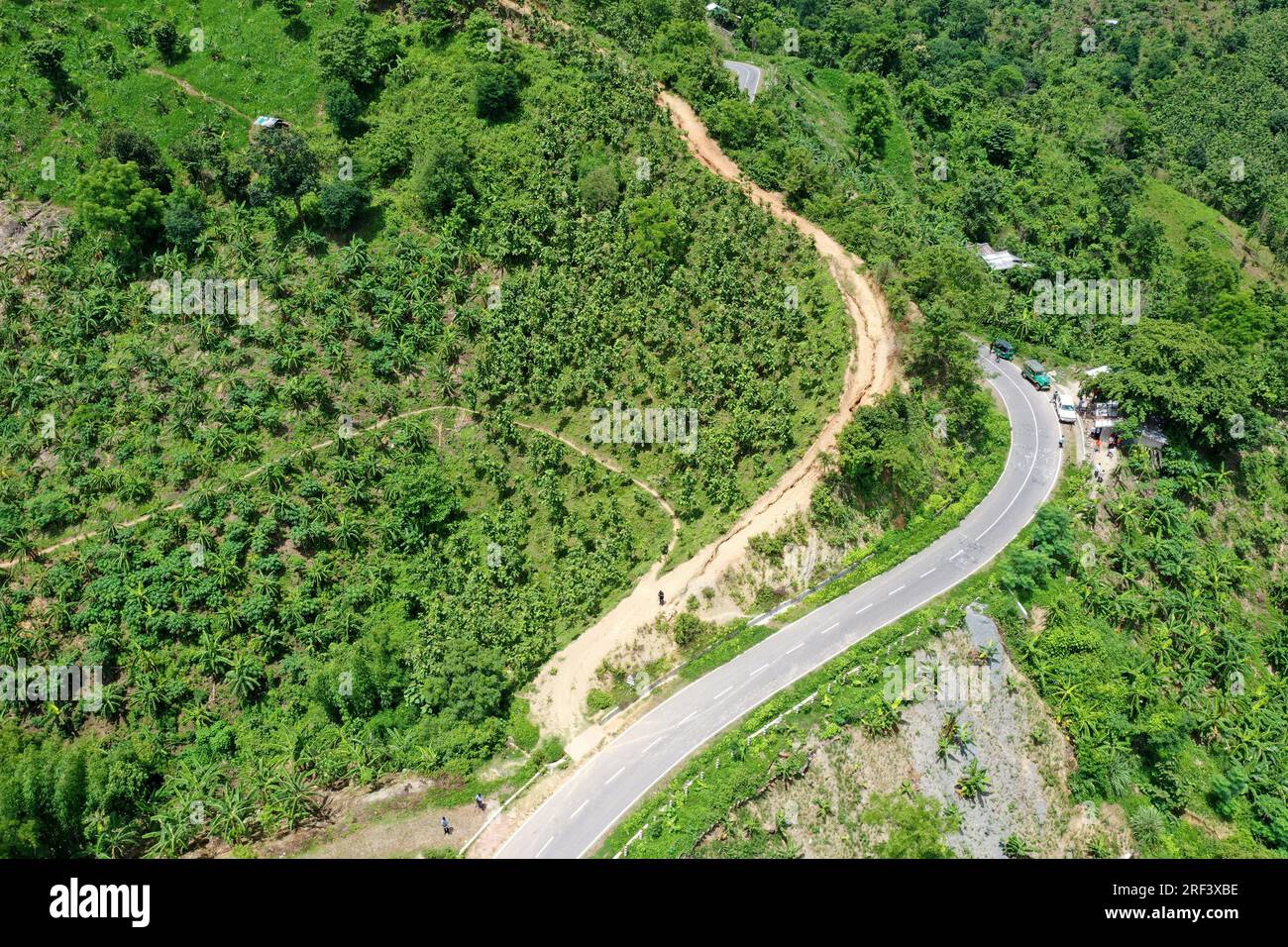 Khagrachhari, Bangladesh - 23 luglio 2023: Vista dall'alto del distretto di Khagrachhari nell'area di Chittagong Hill Tracts in Bangladesh. Foto Stock