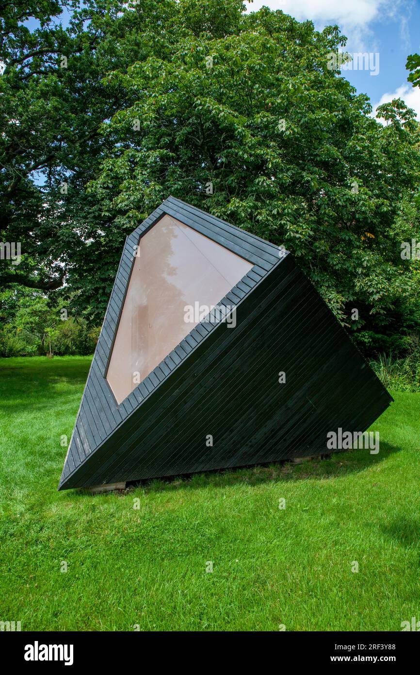 The Writing House di Koto Designs, a NewArtCentre, Roche Court Sculpture Park, East Winterslow, Salisbury, Wiltshire Foto Stock