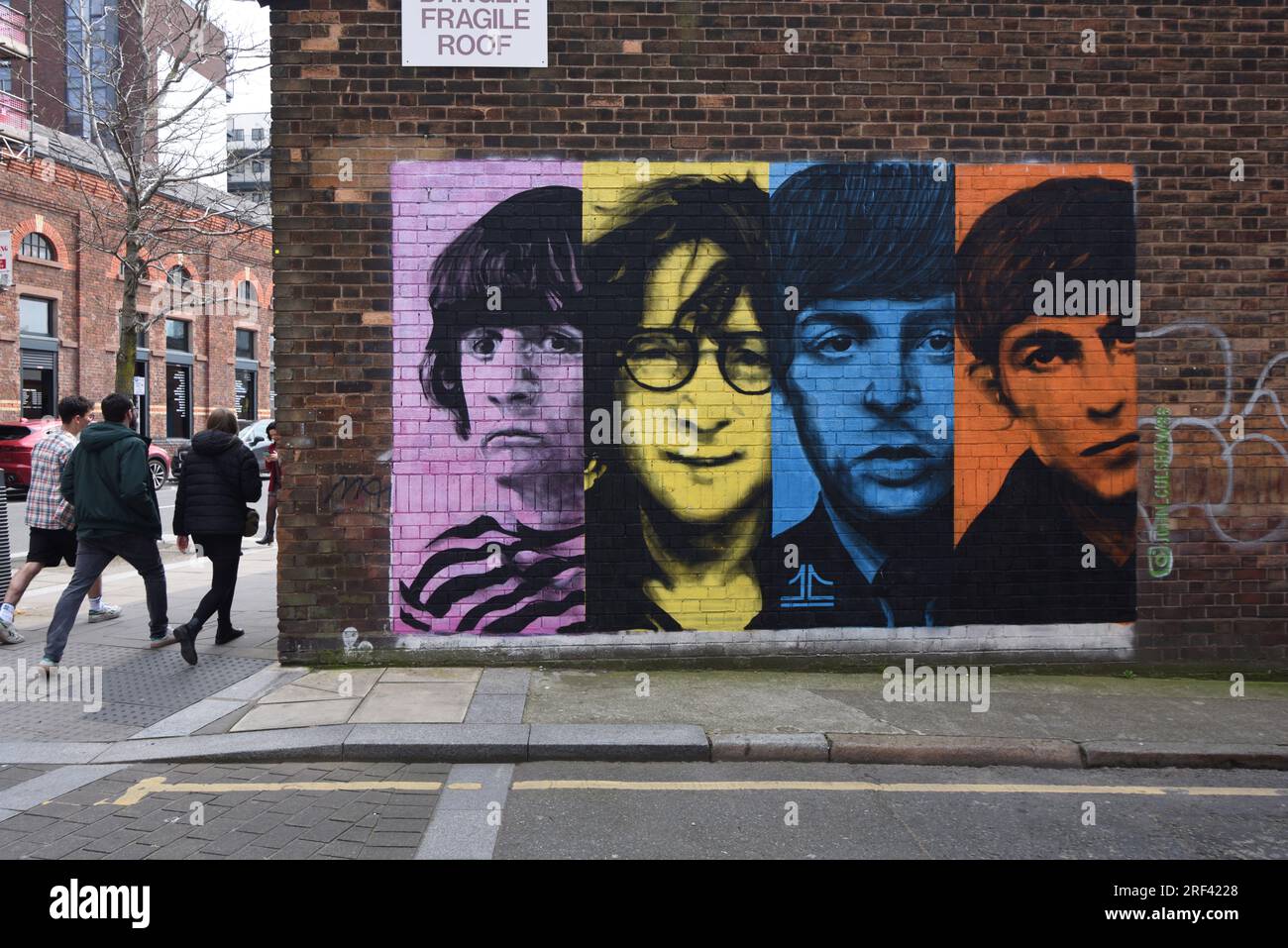 Ritratto o ritratti dei Fab Four del Beatles Pop Group Wall Painting o Mural Liverpool Foto Stock