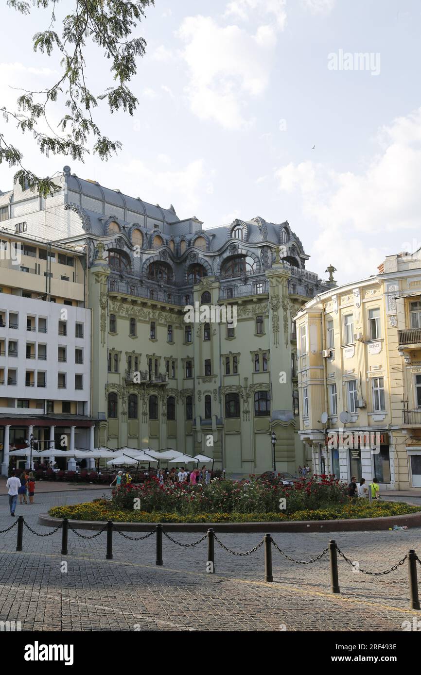 Vista sul monumentale hotel Bolshaya Moskovskaya, in via Deribasovskaya 29 a Odesa, Ucraina, vista dalla piazza sul retro Foto Stock