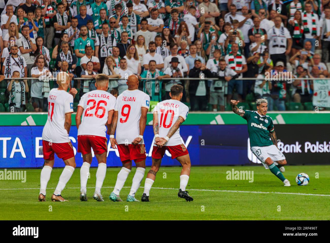 Josue Pesqueira durante la partita PKO BP Ekstraklasa 2023/24 tra Legia Warszawa e LKS Lodz allo Stadio municipale di Legia di Marshall Józef Piłsudski Foto Stock