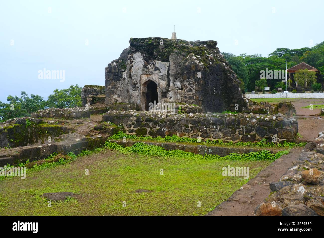 27 luglio 2023, il forte di Shivneri è una fortificazione militare del XVII secolo, è il luogo di nascita di Chhatrapati Shivaji Maharaj, Foto Stock