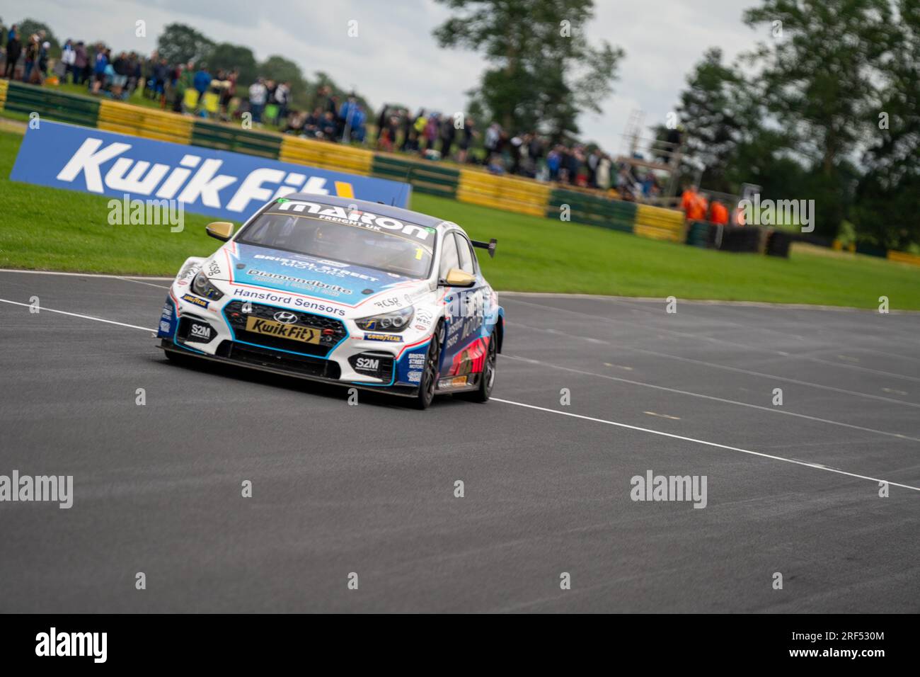 Gara 18 durante il British Touring Car Championship al Croft Circuit, Darlington, Regno Unito, il 30 luglio 2023. Foto di Chris Williams. Solo per uso editoriale, licenza necessaria per uso commerciale. Nessun utilizzo in scommesse, giochi o pubblicazioni di un singolo club/campionato/giocatore. Foto Stock