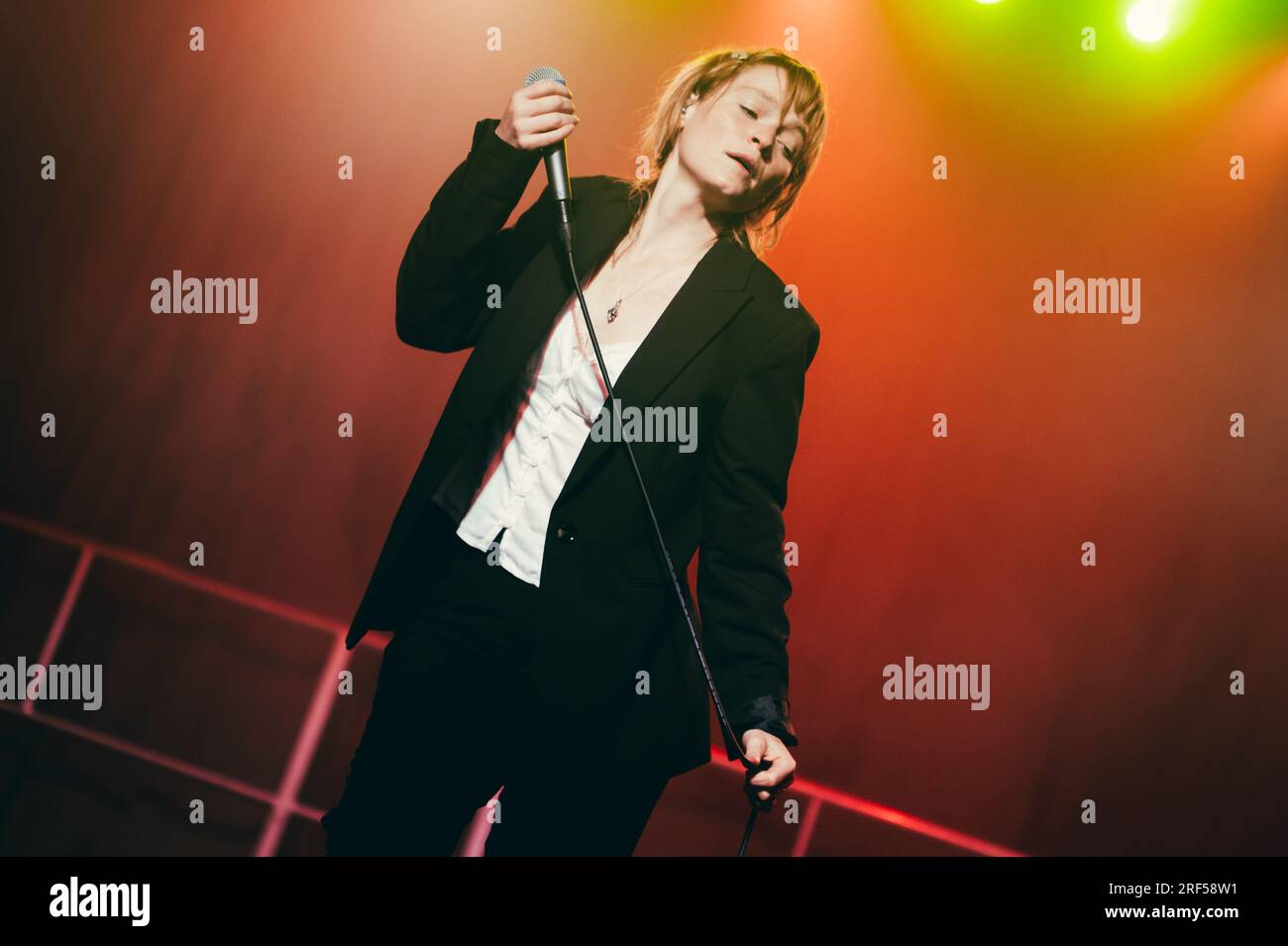 31.07.23: Newcastle, Regno Unito - Billy Nomates si esibisce al Boiler Shop. Crediti: Thomas Jackson/Alamy Live News Foto Stock