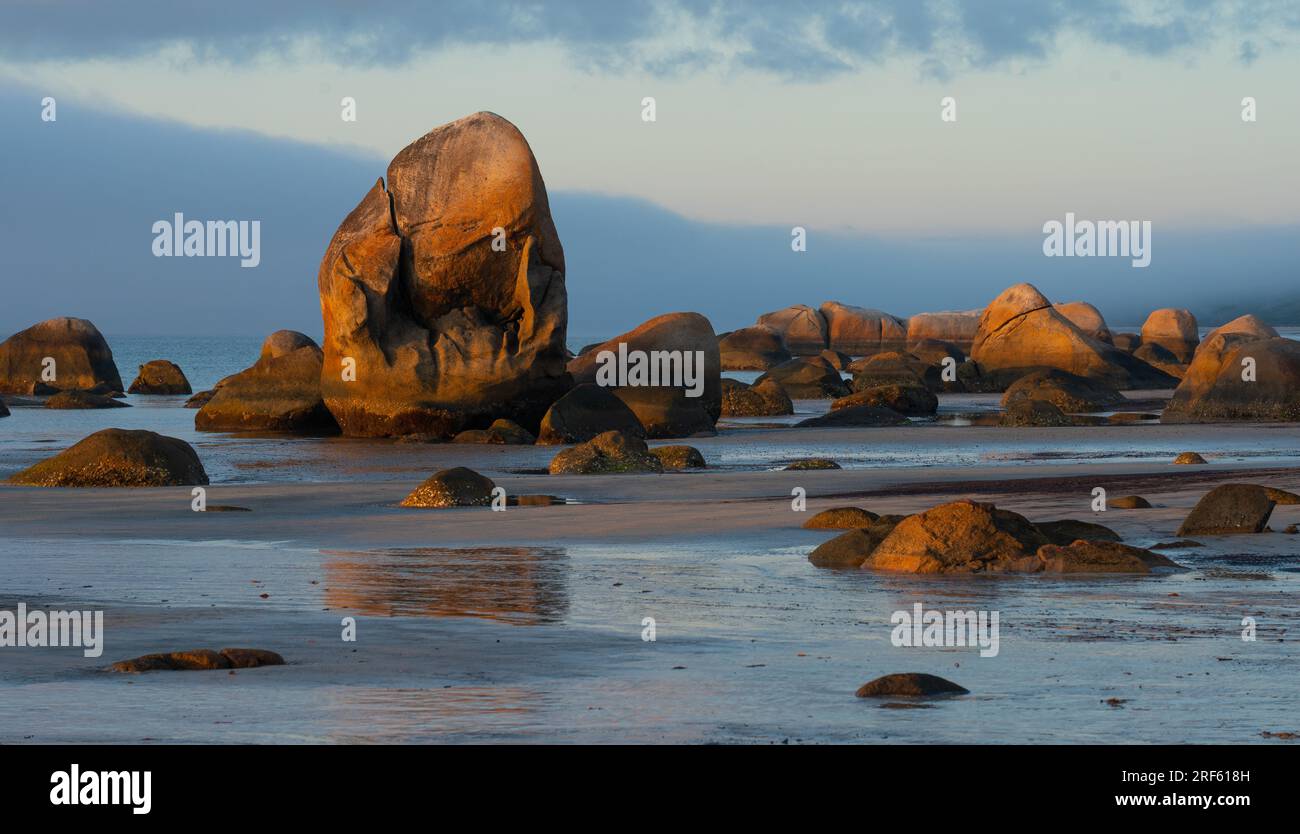 Claudie Beach/Sunrise Lockhart RV., Iron Range NP., Cape York Peninsula, Queensland Foto Stock