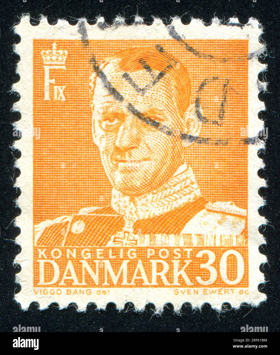 DANIMARCA - CIRCA 1948: Timbro stampato dalla Danimarca, mostra Frederik IX, circa 1948 Foto Stock