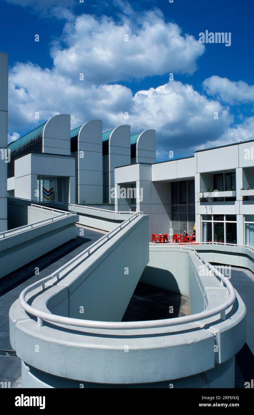 Bauhaus Archive, Museum of Design, architetto Walter Gropius, Berlino-Tiergarten, Germania Foto Stock